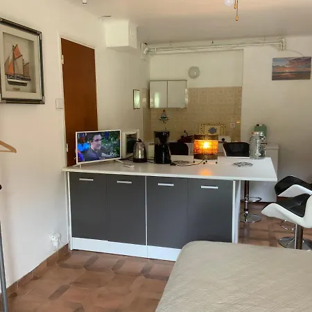Studio Naturiste Ile Du Levant N1 Idéal Accès Mer Appartamento *